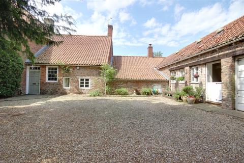 5 bedroom detached house for sale, Old Road, Melton