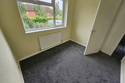 1 Ratcliffe Close, Uxbridge, UB8 2DE