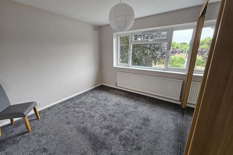 1 Ratcliffe Close, Uxbridge, UB8 2DE