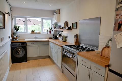 3 bedroom terraced house for sale, London Road, Calne