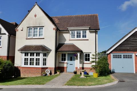 4 bedroom detached house for sale, Hastings Drive, Calne