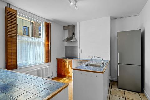 42 Bateman Street, Cambridge, CB2 1NA