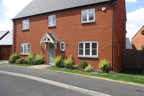 4 bedroom detached house to rent, Catton Close, Naseby, Northampton