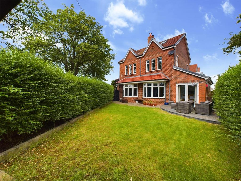 Pykerley Road, Monkseaton 4 bed detached house for sale £550,000
