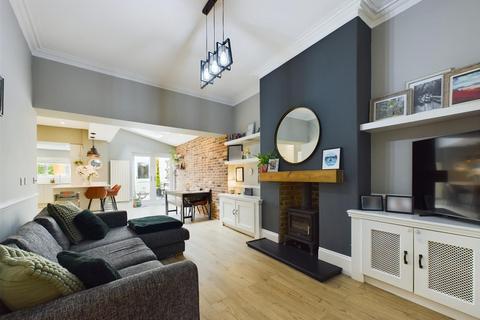 29 Park Crescent, North Shields, NE30 2HR
