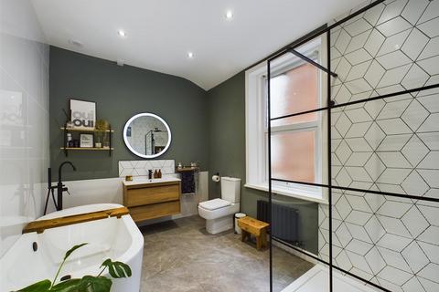 29 Park Crescent, North Shields, NE30 2HR