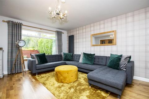 3 bedroom detached house for sale, Heather Gardens, Lenzie