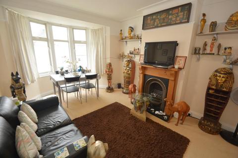 2 bedroom duplex for sale, Westwood Avenue, Harrow, HA2 8NS