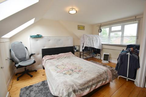 2 bedroom duplex for sale, Westwood Avenue, Harrow, HA2 8NS