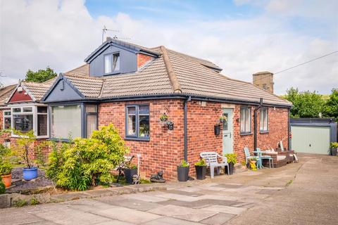 3 bedroom semi-detached bungalow for sale, Devon Way, Bailiff Bridge, Brighouse