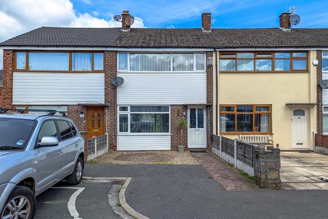 3 bedroom mews for sale, Farnham Close, Leigh