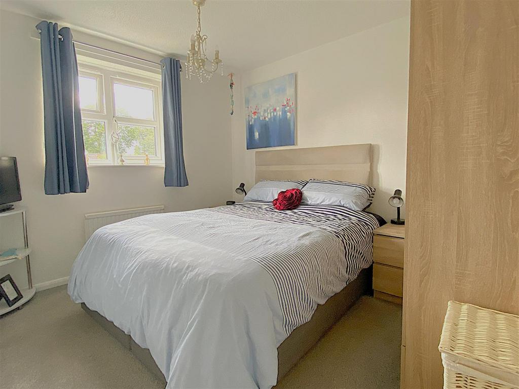 Bed 1 .jpg