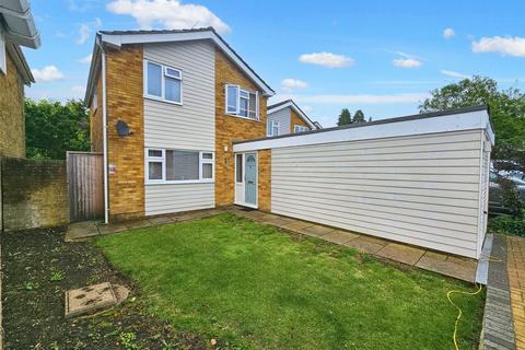 3 bedroom detached house to rent, Vernons Close, Henham, Bishop's Stortford, Essex, CM22