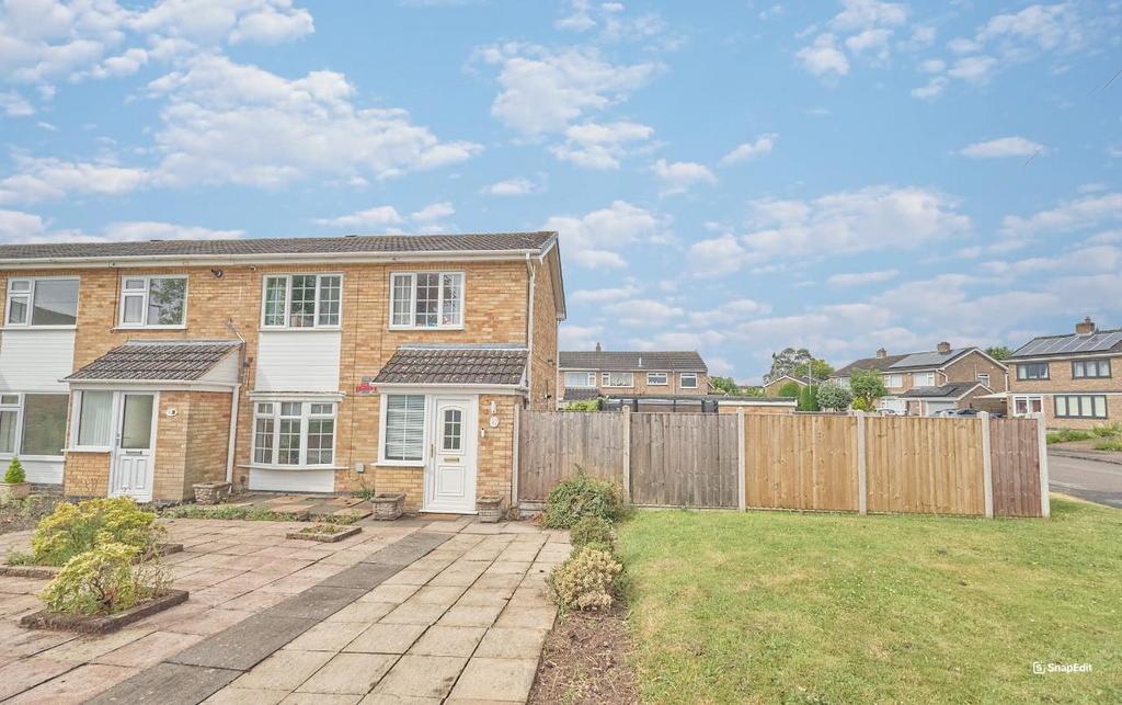 Kenmore Drive, Hinckley 3 bed townhouse for sale £225,000