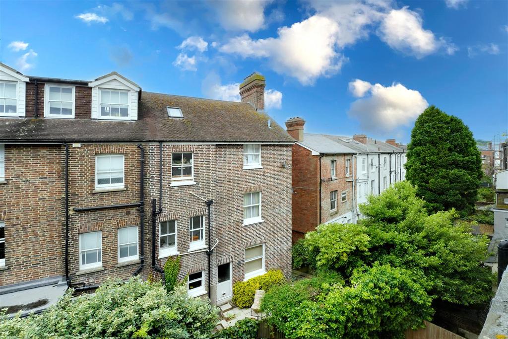 Tunbridge Wells Dudley rd 34 flat 5 TN1 1 LF 2.jpg