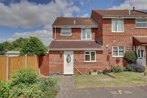 3 bedroom end of terrace house for sale, Gannet Close, Brockworth, Gloucester