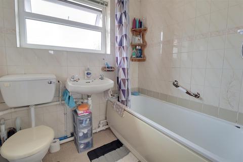 1 Gannet Close, Brockworth, Gloucester, GL3 4UT