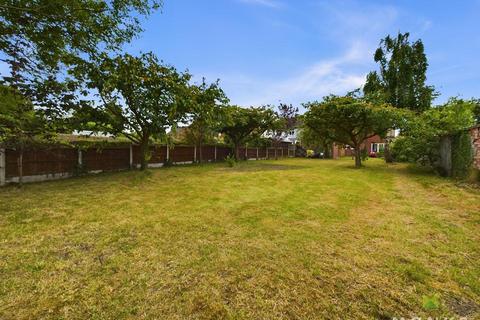 3 bedroom detached house for sale, Chirk Road, Gobowen, Oswestry