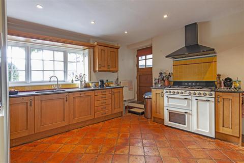 4 bedroom detached house for sale, Main Street, Calver, Hope Valley