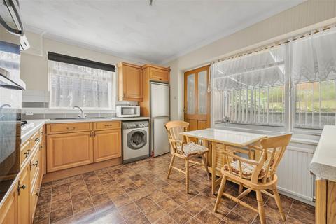 2 bedroom semi-detached bungalow for sale, Valley Road, Newhaven