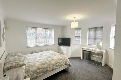 1 Horsley Road, Sutton Coldfield, B74 3FE