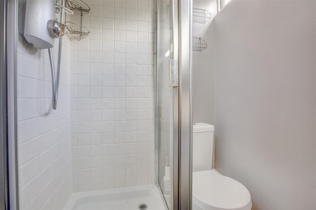 21 Pheasant Drive, HP13 5 JH-7.jpg