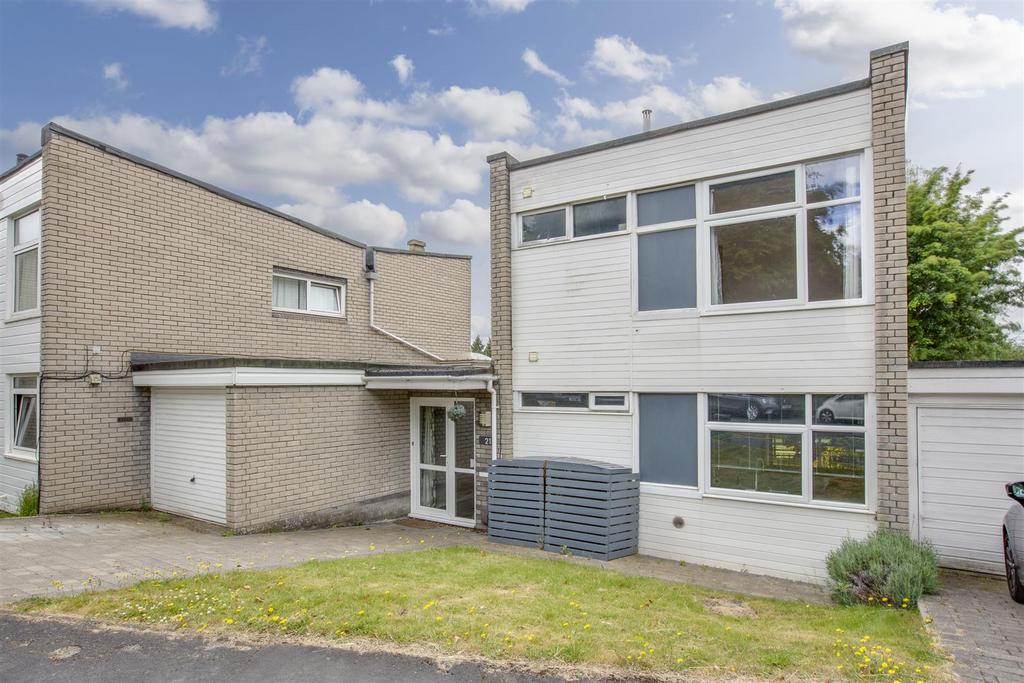 21 Pheasant Drive, HP13 5 JH-16.jpg