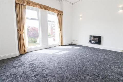 1 bedroom apartment to rent, Park Road, Southport PR9