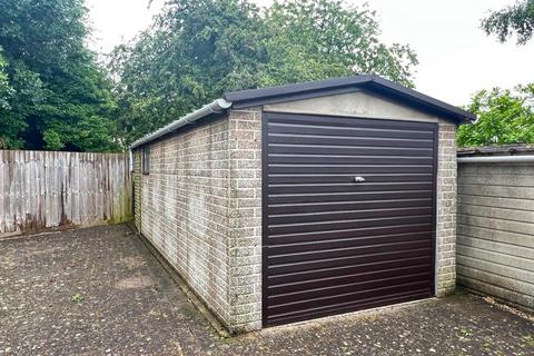 3 bedroom detached house for sale, Leys Avenue, Rothwell, Kettering