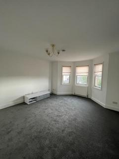 2 bedroom flat to rent, South Vennel, Lanark