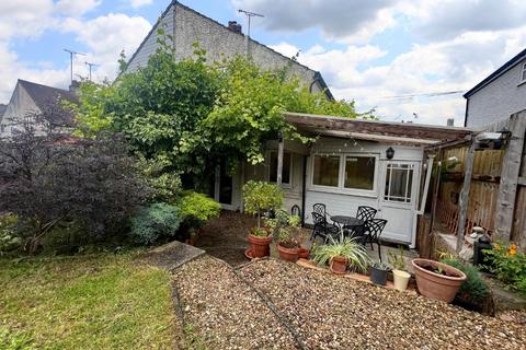 3 bedroom semi-detached house for sale, Taunton Road, Westcotes, Leicester