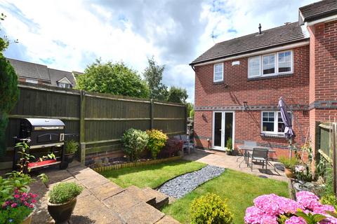 3 bedroom end of terrace house for sale, Orchard Close, Shepshed LE12