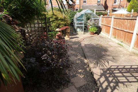 2 bedroom semi-detached house to rent, Butt Street, Sandiacre. NG10 5JG