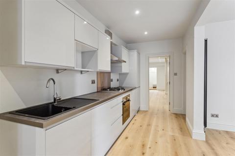 2 bedroom flat for sale, Glazbury Road, West Kensington, W14