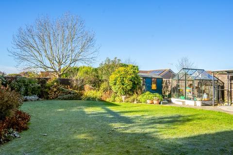 3 bedroom detached bungalow for sale, Wheatcroft, Strensall, York