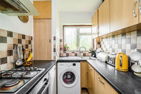 undefined, Highwood Crescent, High Wycombe HP12