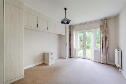 7 Oaklands Drive, Oldland Common, Bristol, BS30 6RE