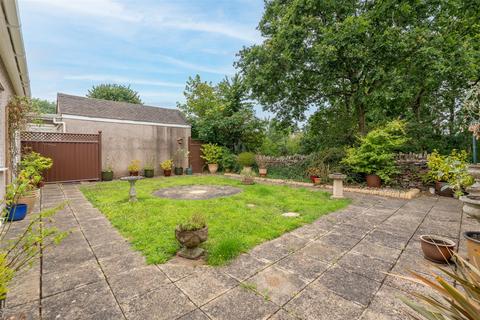 7 Oaklands Drive, Oldland Common, Bristol, BS30 6RE