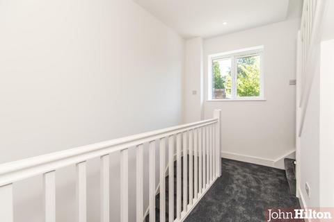 3 bedroom maisonette for sale, Woodbourne Avenue, Brighton