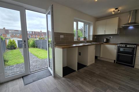 3 bedroom terraced house to rent, Green Lane, Coventry CV3