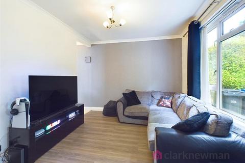 44 Cooks Spinney, Harlow, CM20 3BL