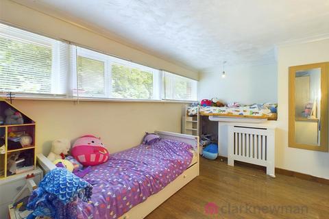 44 Cooks Spinney, Harlow, CM20 3BL