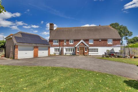 4 bedroom detached house for sale, Riding Lane, Hildenborough TN11