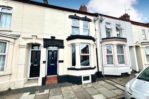 4 bedroom terraced house for sale, Adnitt Road, Abington, Northampton NN1