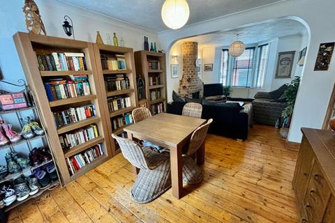 63 Adnitt Road, Northampton, NN1 4LL