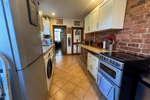 63 Adnitt Road, Northampton, NN1 4LL