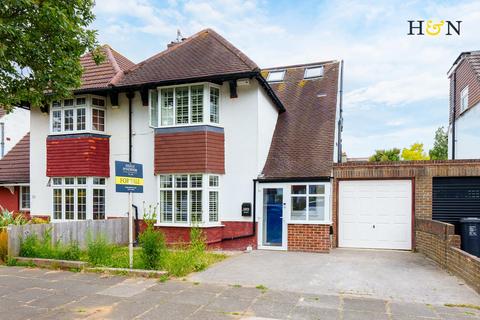 3 bedroom house for sale, Derek Avenue, Hove BN3