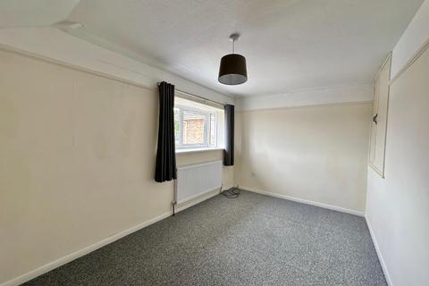 40 Kentstone Close, Northampton, NN2 8QW