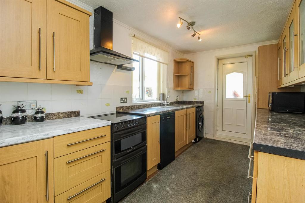 Airedale Road, Castleford WF10 2 bed semidetached house for sale £