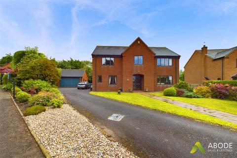 4 bedroom detached house for sale, Lower Street, Doveridge DE6